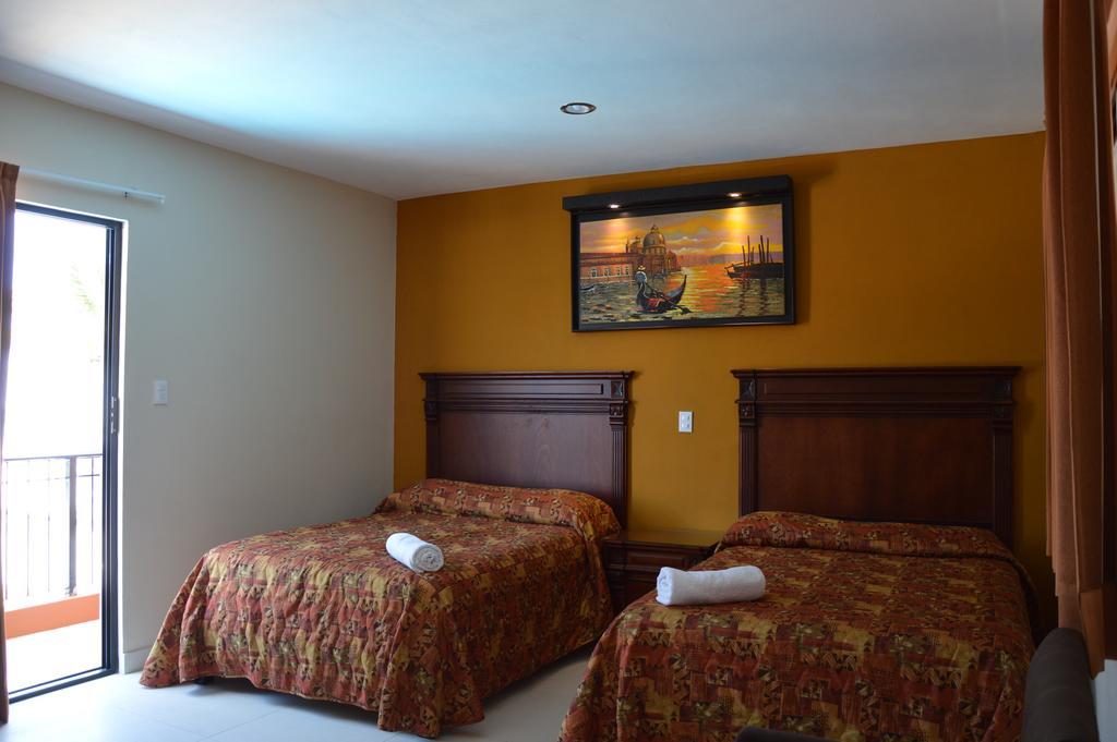 Terracota Corner Rooms แคมเปเช ภายนอก รูปภาพ