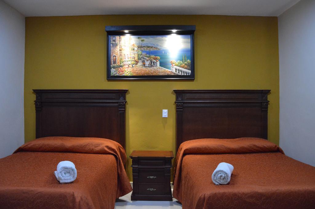 Terracota Corner Rooms แคมเปเช ภายนอก รูปภาพ