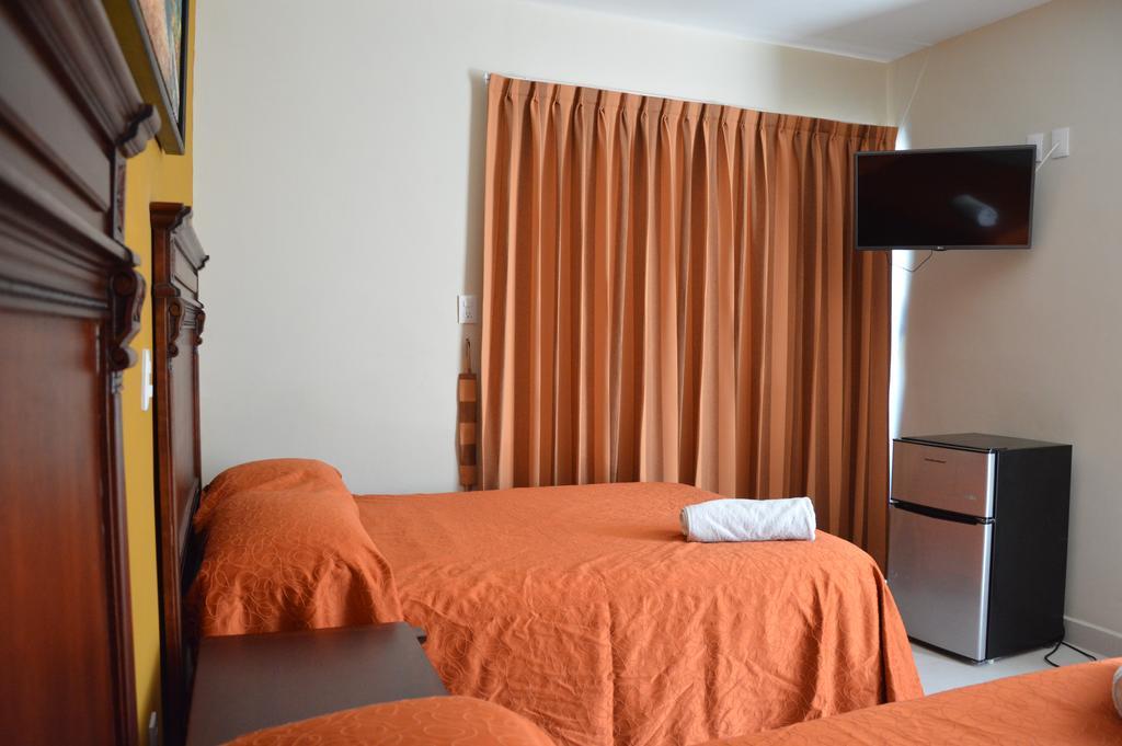 Terracota Corner Rooms แคมเปเช ภายนอก รูปภาพ