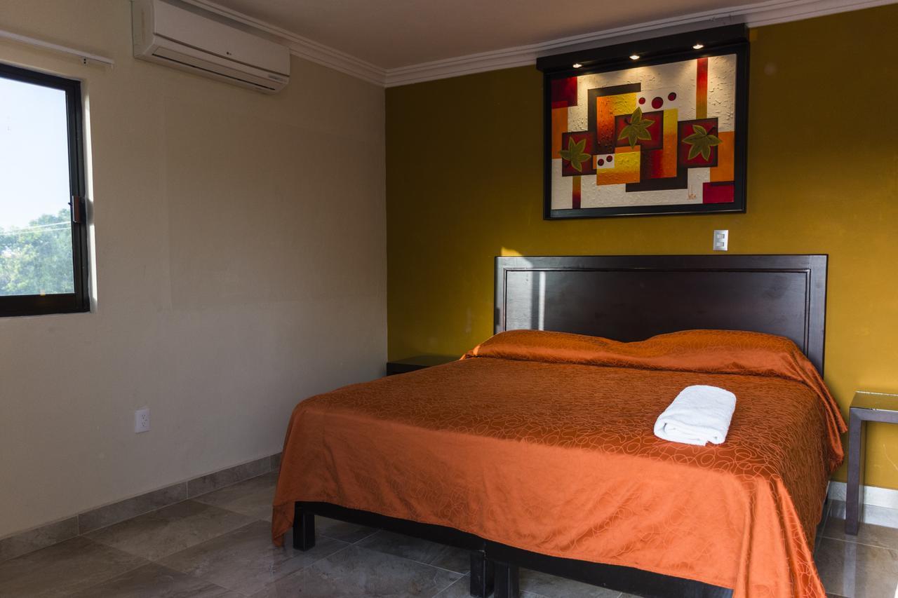 Terracota Corner Rooms แคมเปเช ภายนอก รูปภาพ