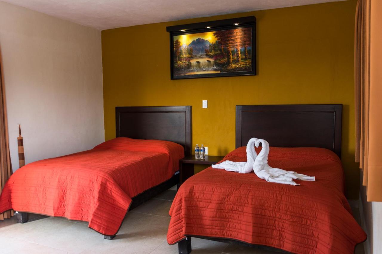 Terracota Corner Rooms แคมเปเช ภายนอก รูปภาพ